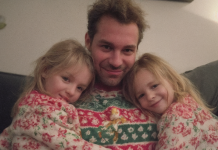 J’ai acheté une machine à laver dans une boutique de seconde main. Mais en la déballant chez moi, ce que j’ai découvert m’a littéralement coupé le souffle.