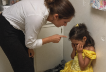 Lors de la fête d’anniversaire de son fils, ma belle-sœur a eu un geste que je n’oublierai jamais : elle a interdit à ma fille de cinq ans d’entrer dans le château gonflable et lui a même refusé une part de gâteau.