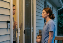 Après les incendies, j’ai perdu ma maison—et mes parents n’ont pas ouvert la porte pour moi et ma fille de quatre ans. Maintenant, la sécurité dit que mon père est à mon portail en affirmant qu’il s’agit d’une « urgence »—et je sais POURQUOI IL EST LÀ.